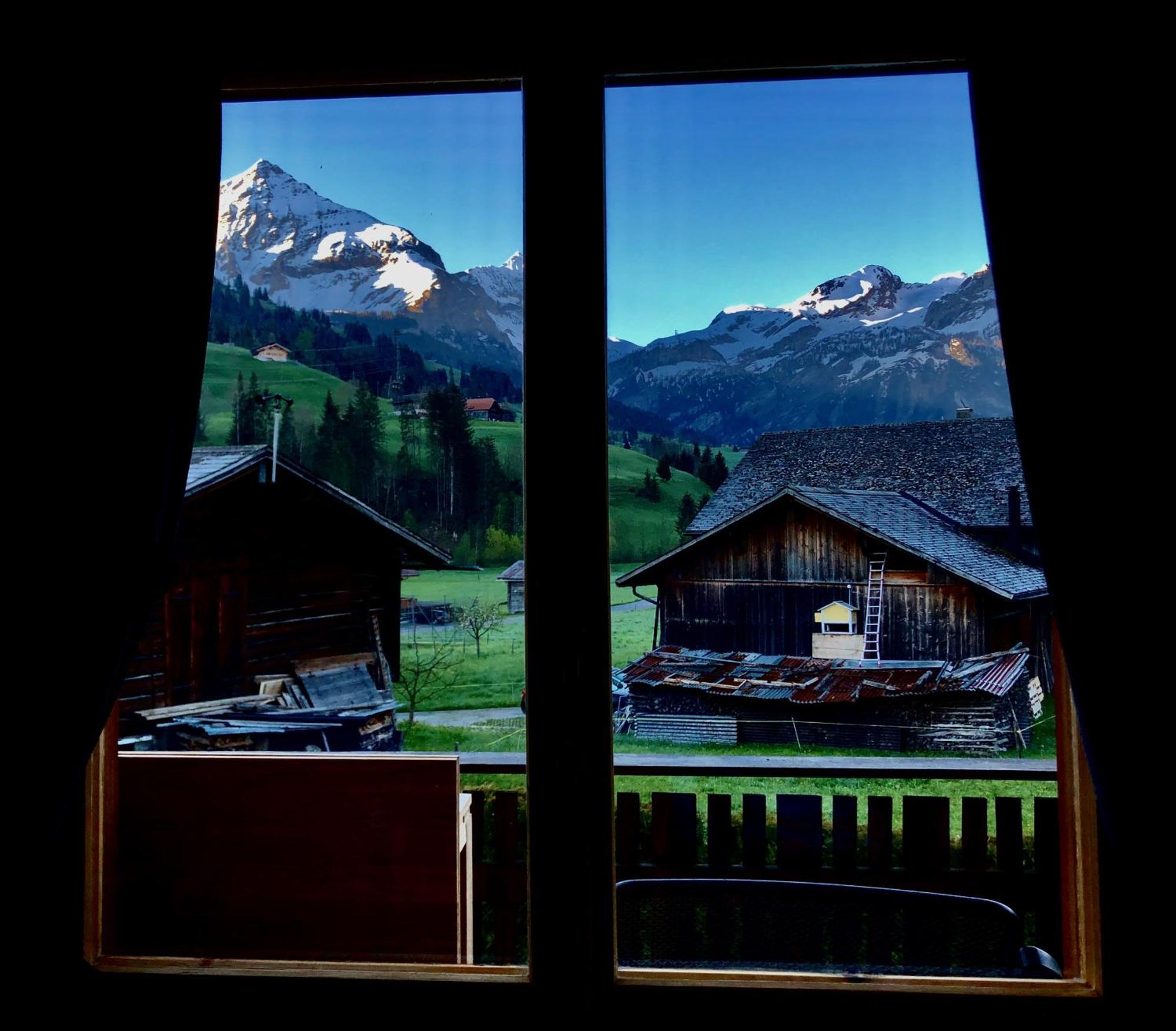 Beautiful Apartment With Stunning View Gsteig 外观 照片